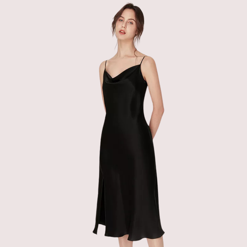 शानदार महिला रेशम साटन स्लीपवियर नाइटड्रेस